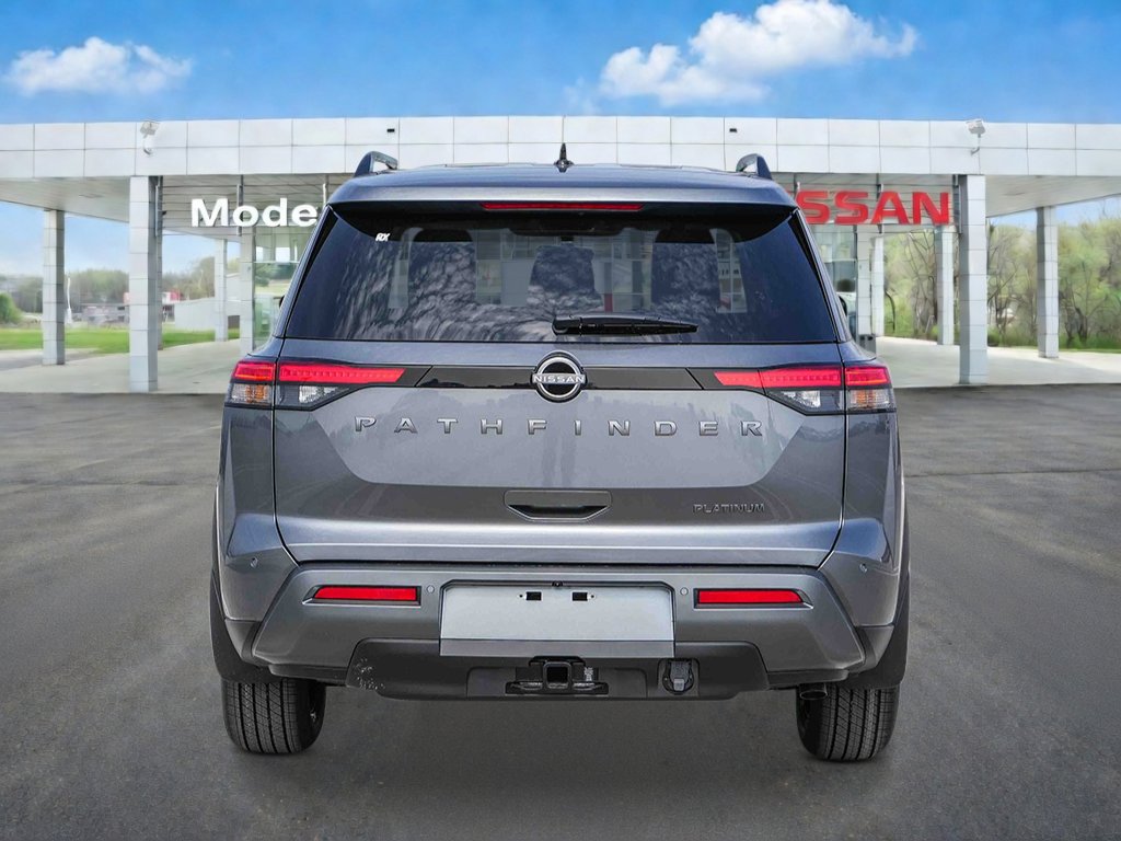 New 2026 Nissan Pathfinder Platinum FWD image 3