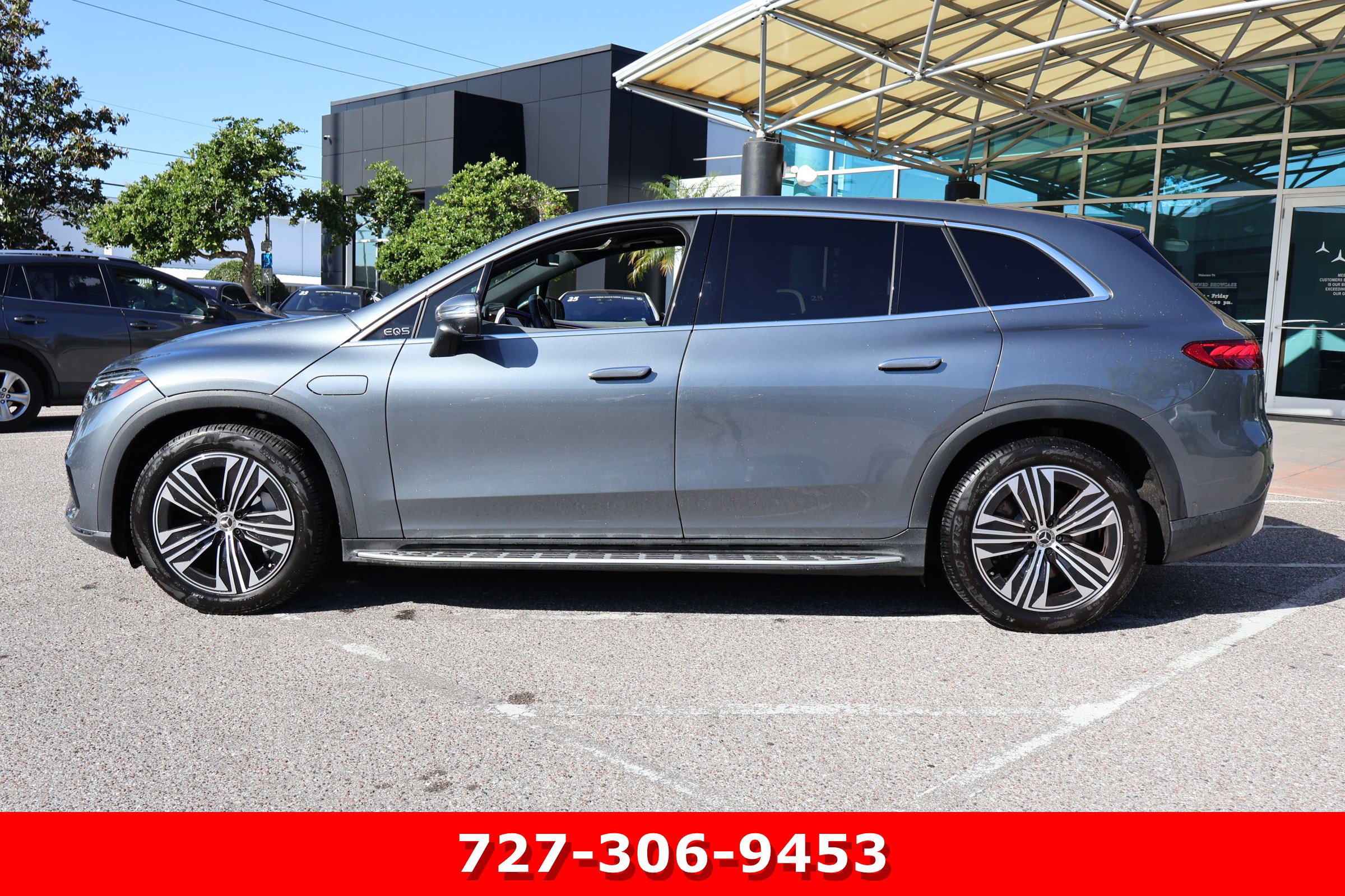 Used 2023 Mercedes-Benz EQS 450+ 4MATIC SUV image 6