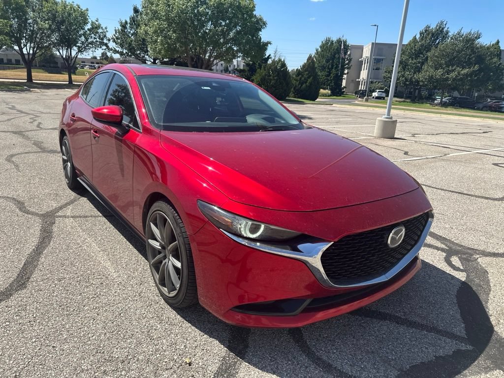 Used 2019 MAZDA MAZDA3 Sedan w/ Premium Package FWD image 3