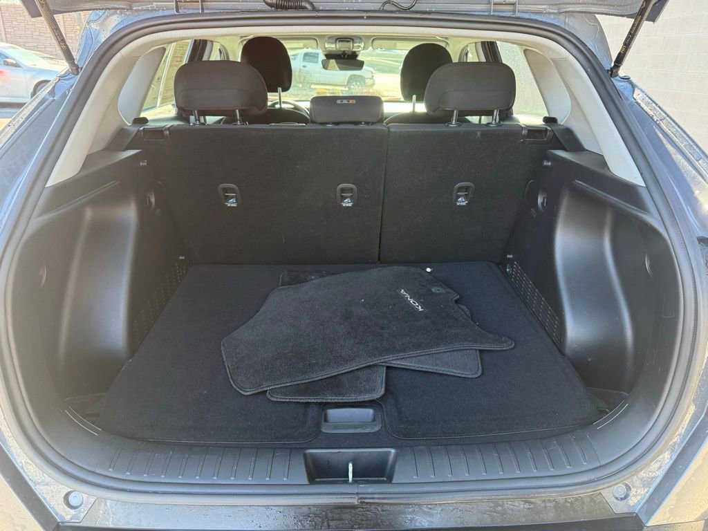 Used 2024 Hyundai Kona SE image 22