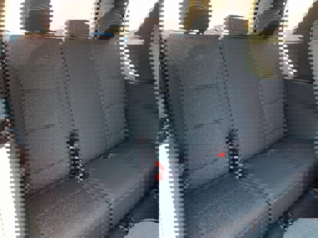 New 2026 Chevrolet Traverse LT image 15