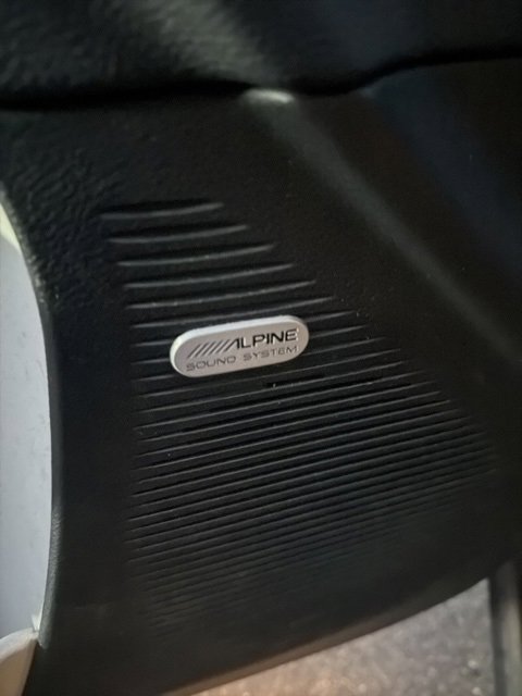 Used 2015 Dodge Challenger SXT Plus image 12