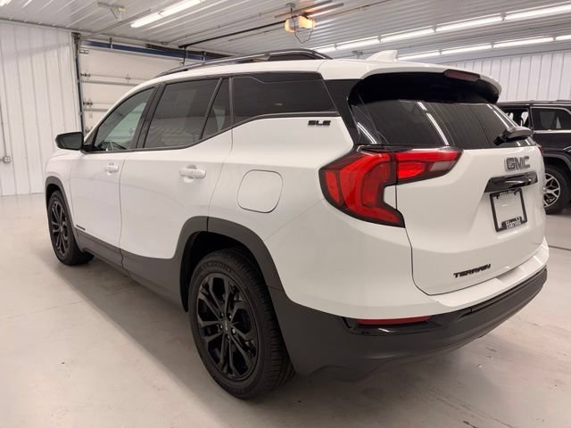 Used 2020 GMC Terrain SLE w/ Elevation Edition FWD image 4