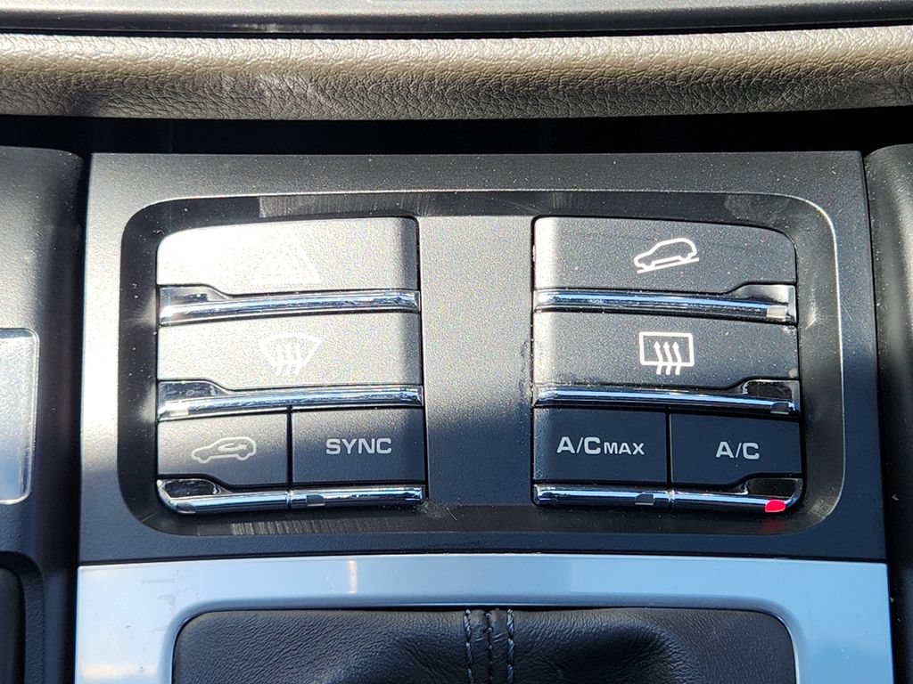 Used 2020 Porsche Macan S AWD/4WD image 27