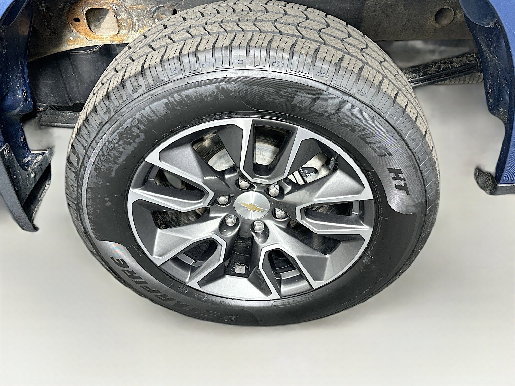 Used 2024 Chevrolet Silverado 1500 LT image 11