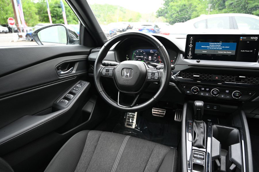 Used 2025 Honda Accord Sport image 11