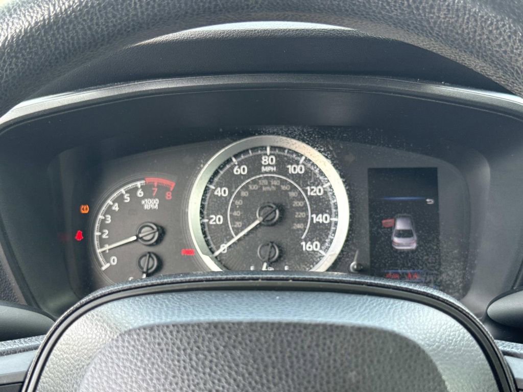Used 2021 Toyota Corolla LE image 25