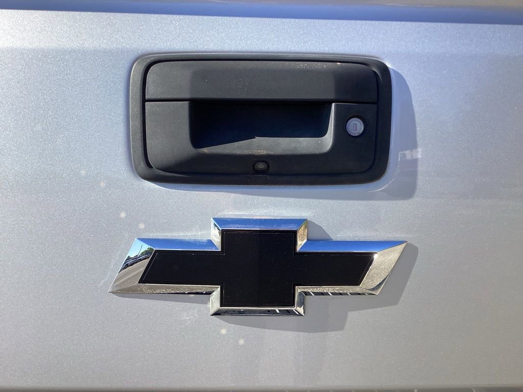 Used 2017 Chevrolet Silverado 1500 LT w/ LT Convenience Package image 10