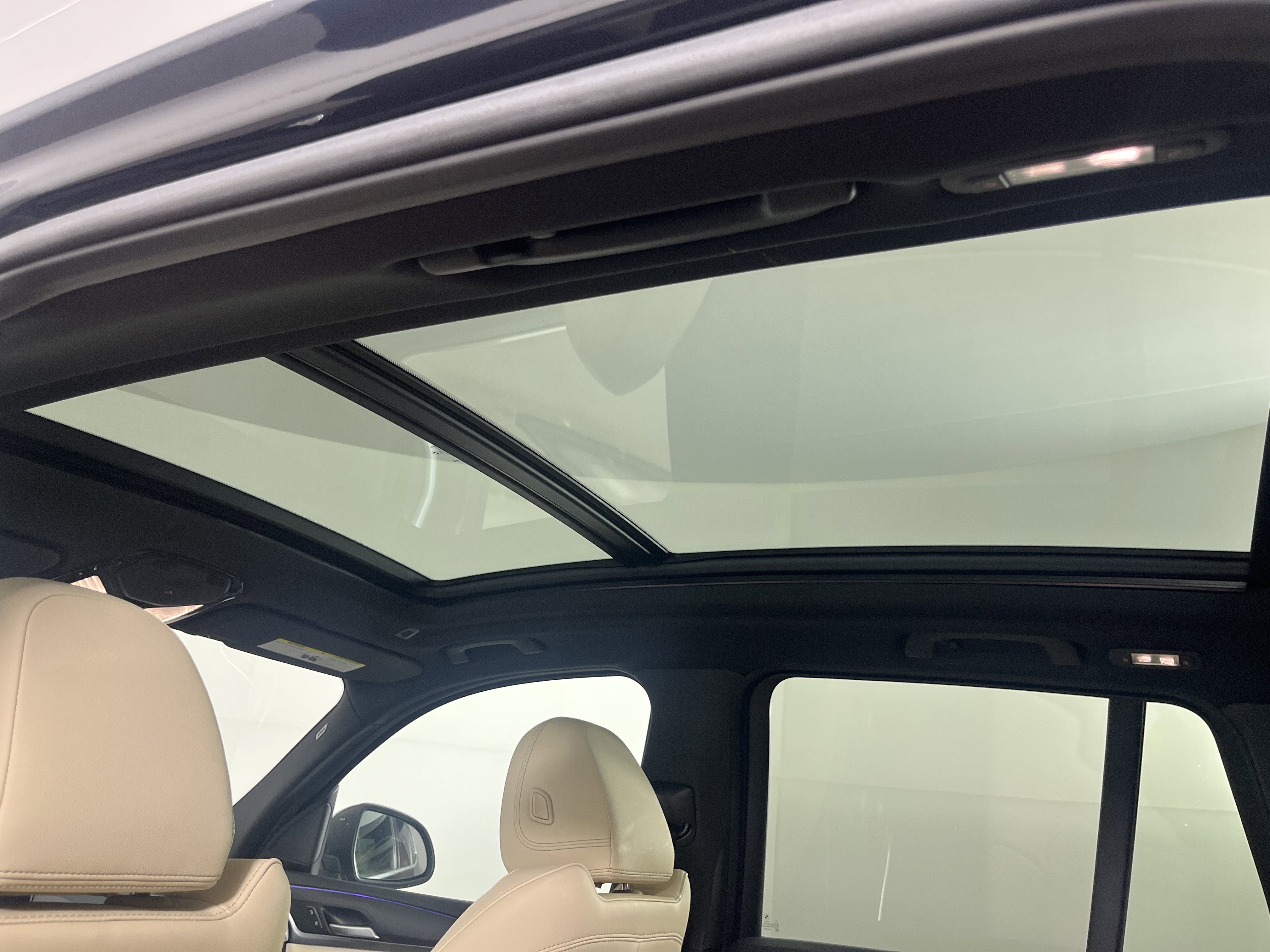 Certified 2024 BMW X3 xDrive30i w/ Premium Package image 17