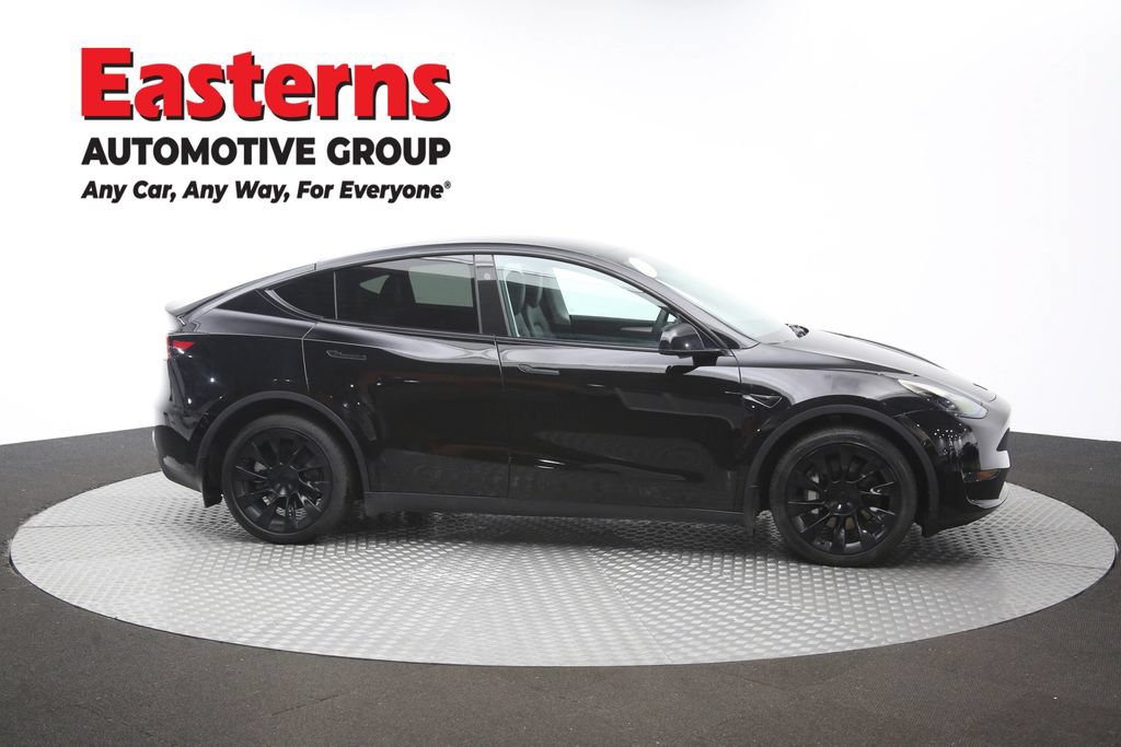 Used 2024 Tesla Model Y Long Range AWD/4WD image 40
