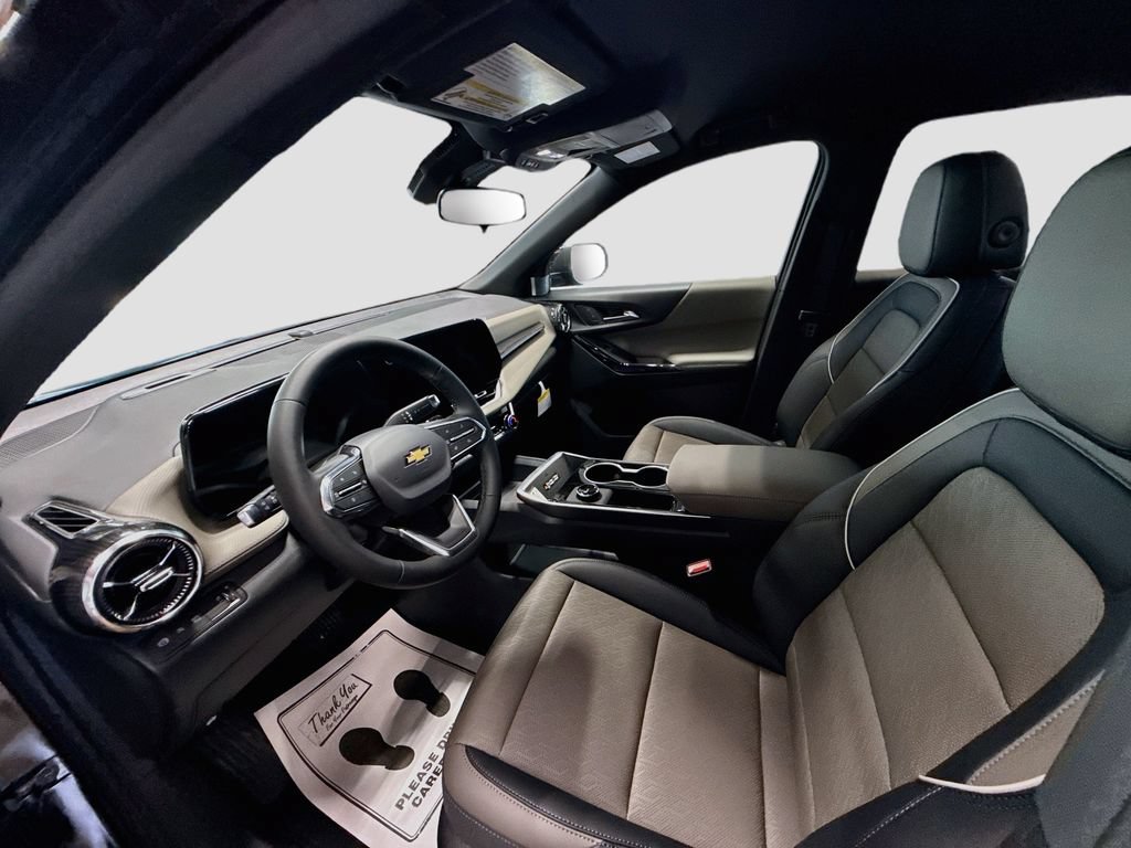 New 2027 Chevrolet Equinox LT w/ Convenience Package II FWD image 21