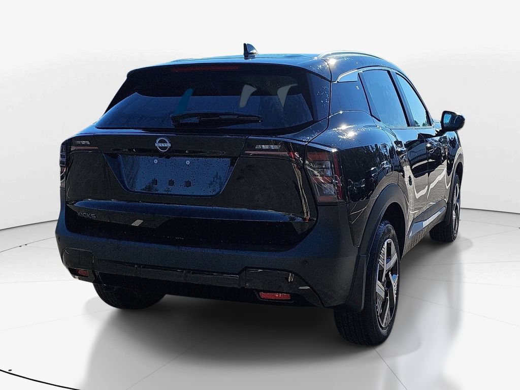 New 2026 Nissan Kicks SV w/ SV Premium Package FWD image 5