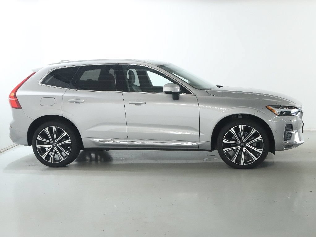 Used 2023 Volvo XC60 B5 Ultimate w/ Climate Package AWD/4WD image 11