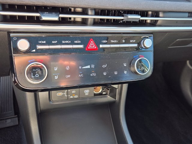 Used 2026 Hyundai Tucson Limited FWD image 21