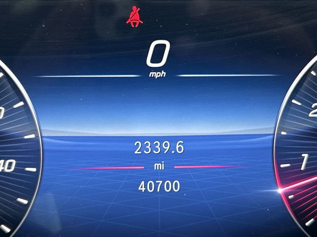 Used 2024 Mercedes-Benz C 300 Sedan image 12