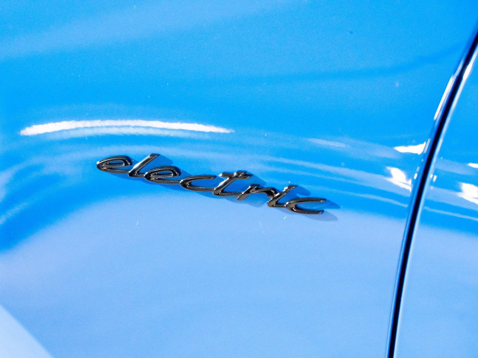 New 2026 Porsche Macan 4S Electric AWD/4WD image 12