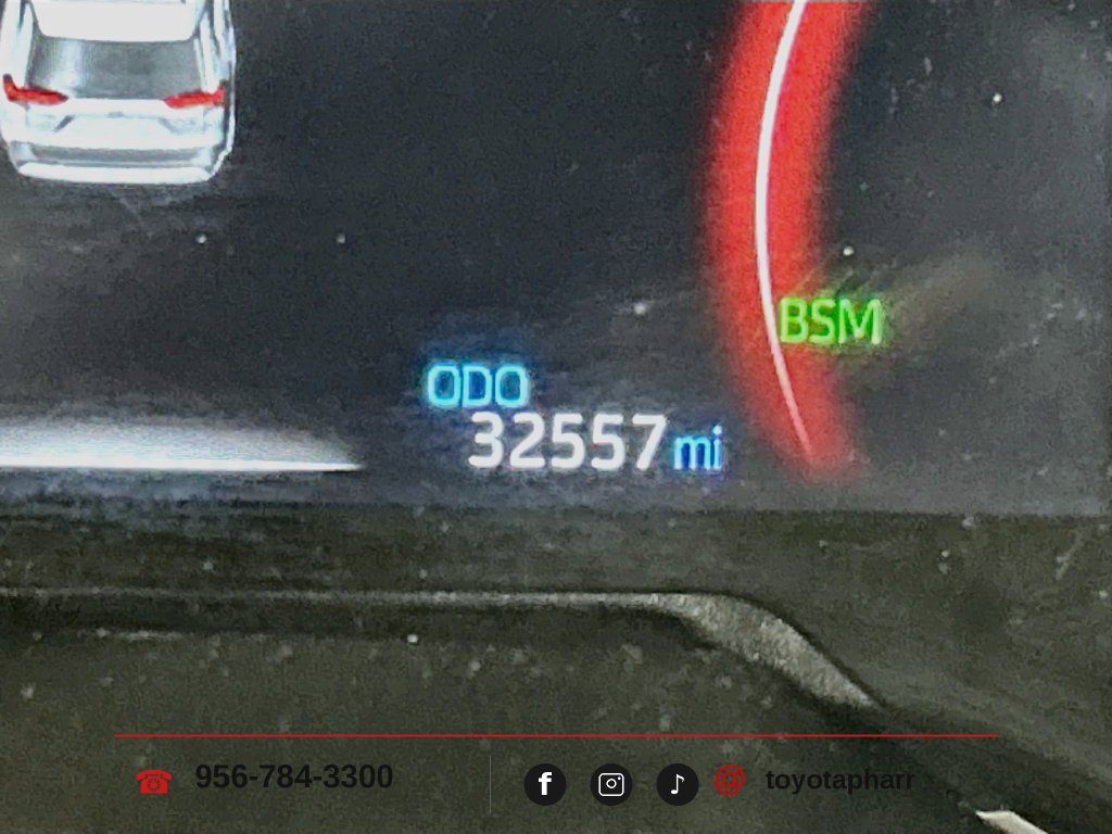 Used 2025 Toyota RAV4 XLE w/ Convenience Package FWD image 11