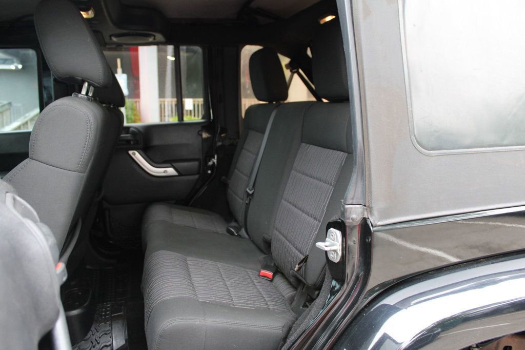 Used 2012 Jeep Wrangler Unlimited Sahara w/ Connectivity Group AWD/4WD image 24