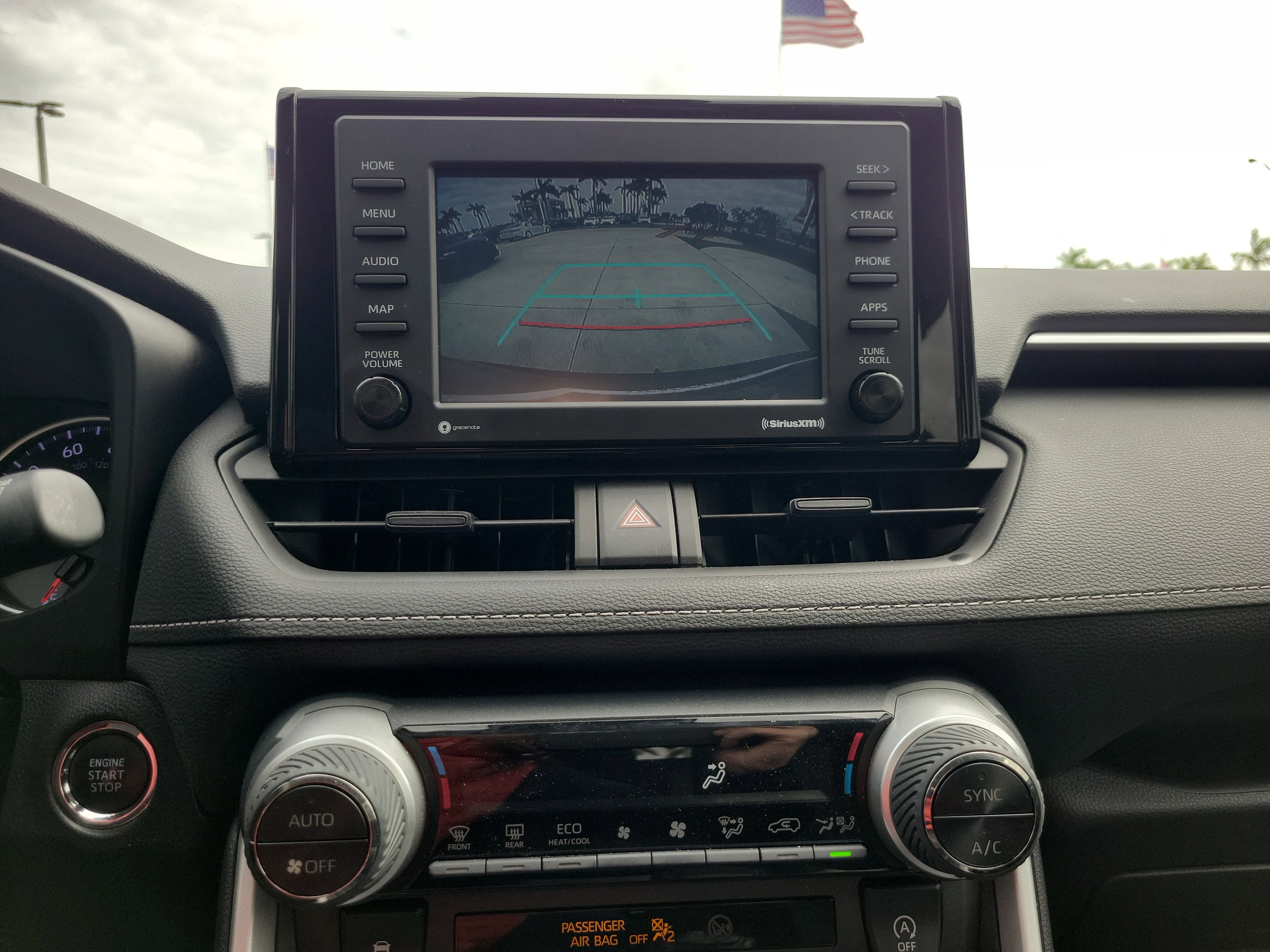 Used 2021 Toyota RAV4 XLE image 27