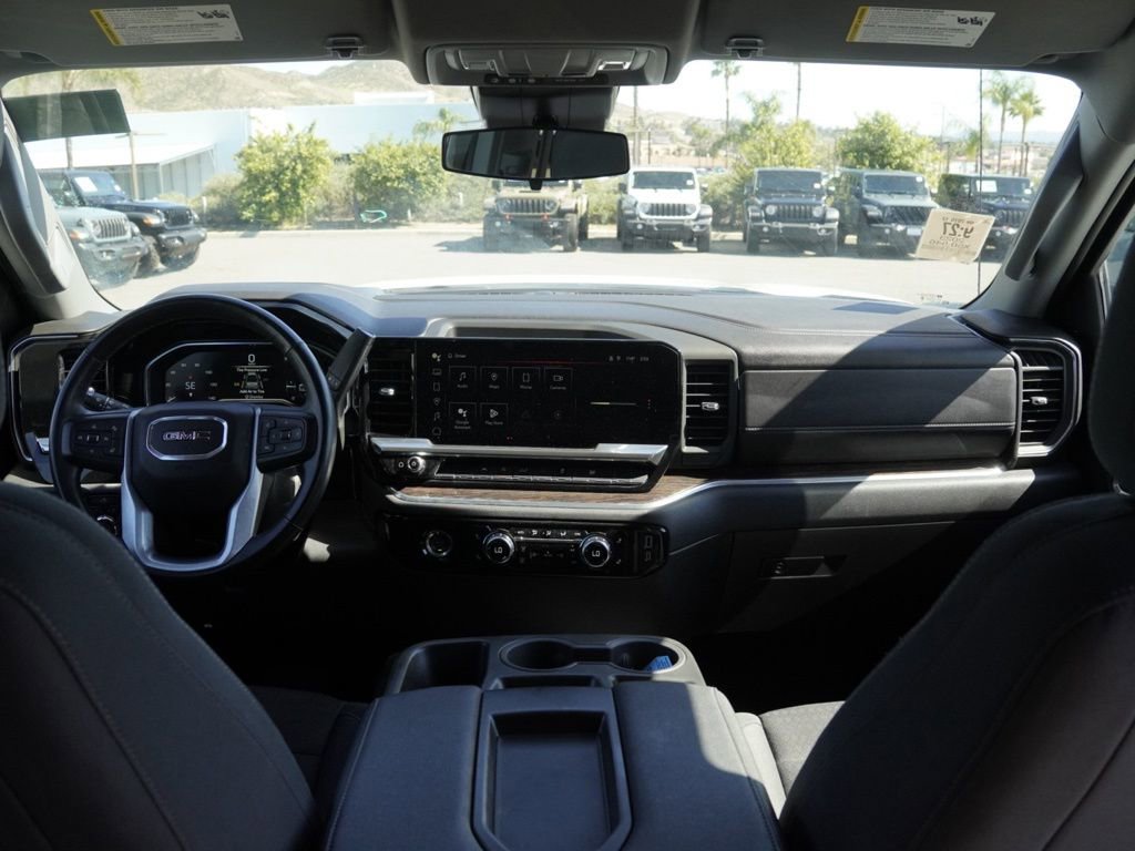 Used 2023 GMC Sierra 1500 Elevation image 24
