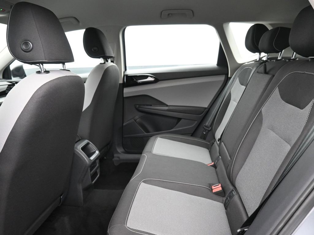 Used 2024 Volkswagen Taos S image 20