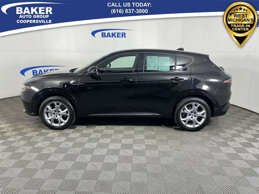 Used 2025 Dodge Hornet R/T image 6