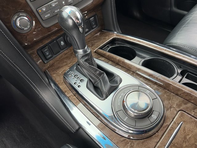 Used 2017 INFINITI QX80 4WD w/ Driver Assistance Package image 29