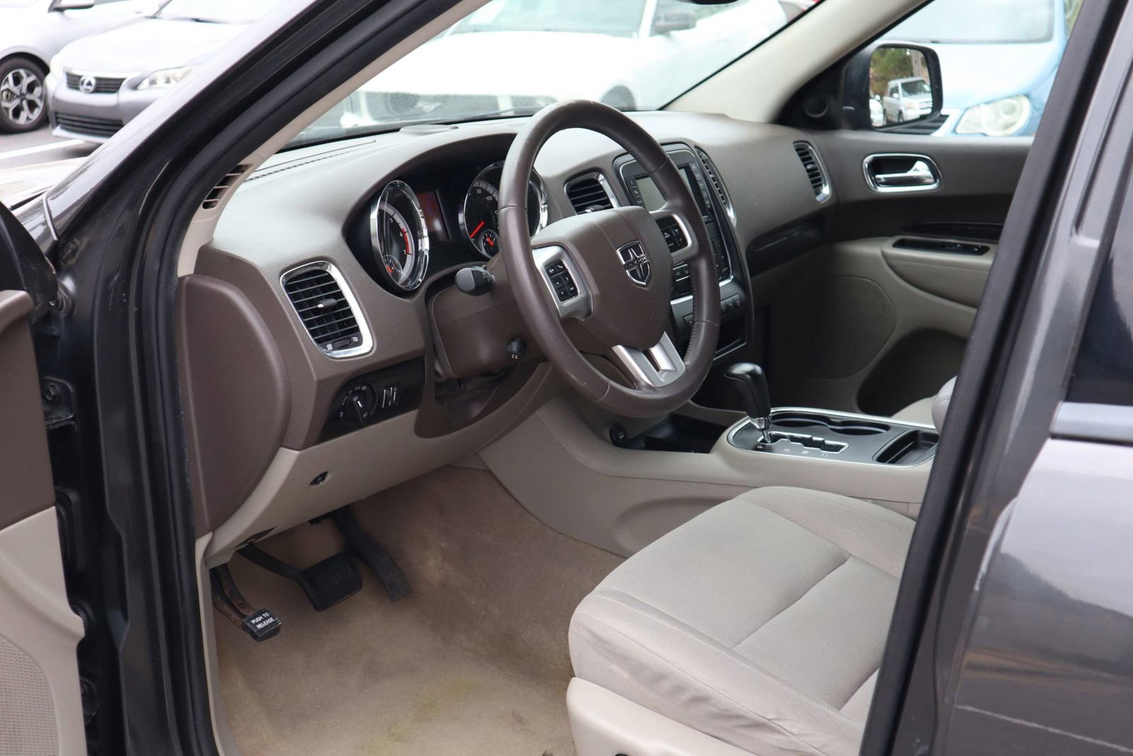 Used 2011 Dodge Durango Crew w/ Trailer Tow Group IV RWD image 8