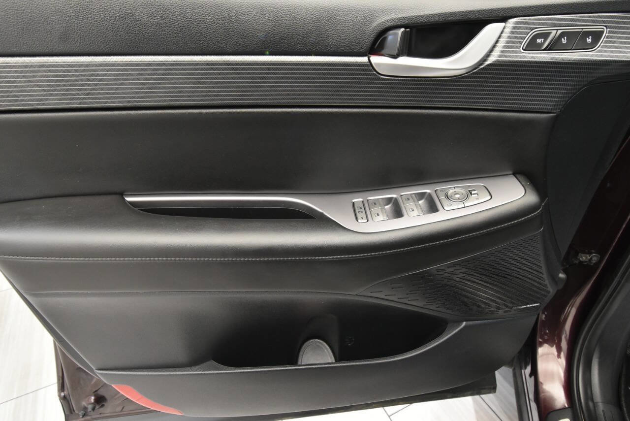 Used 2024 Hyundai Palisade Limited image 13