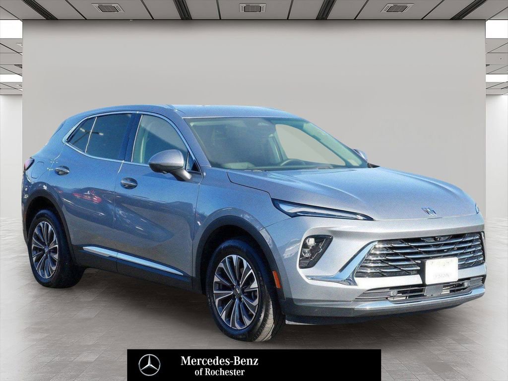 Used 2024 Buick Envision Preferred image 1