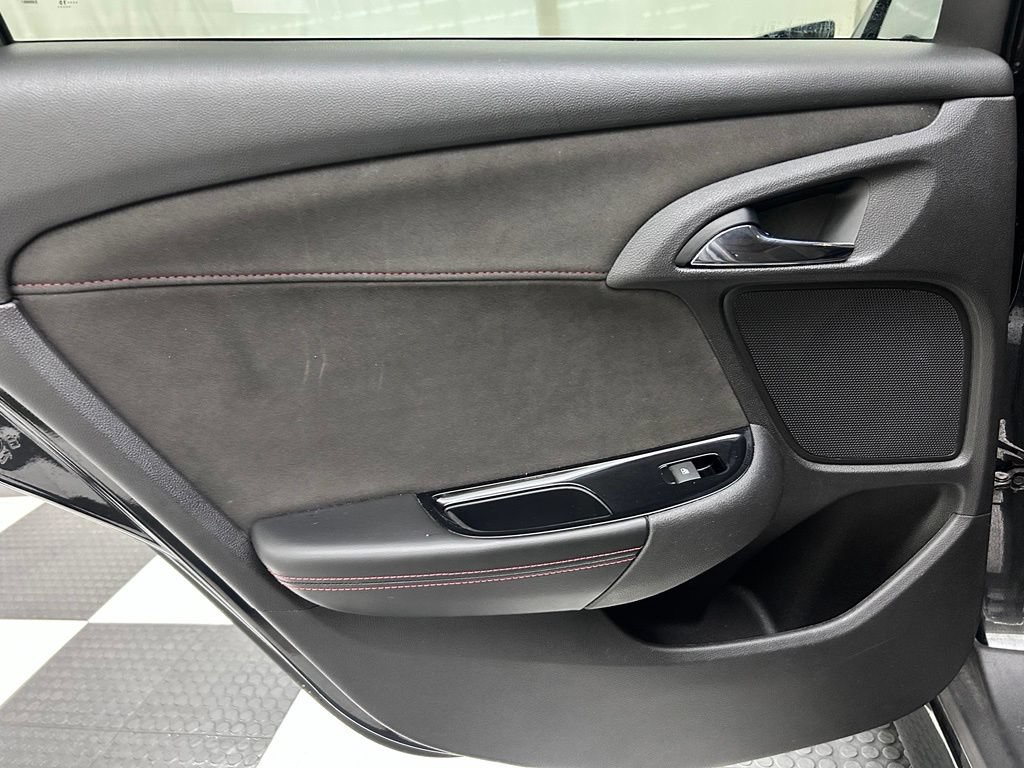 Used 2016 Chevrolet SS RWD image 13