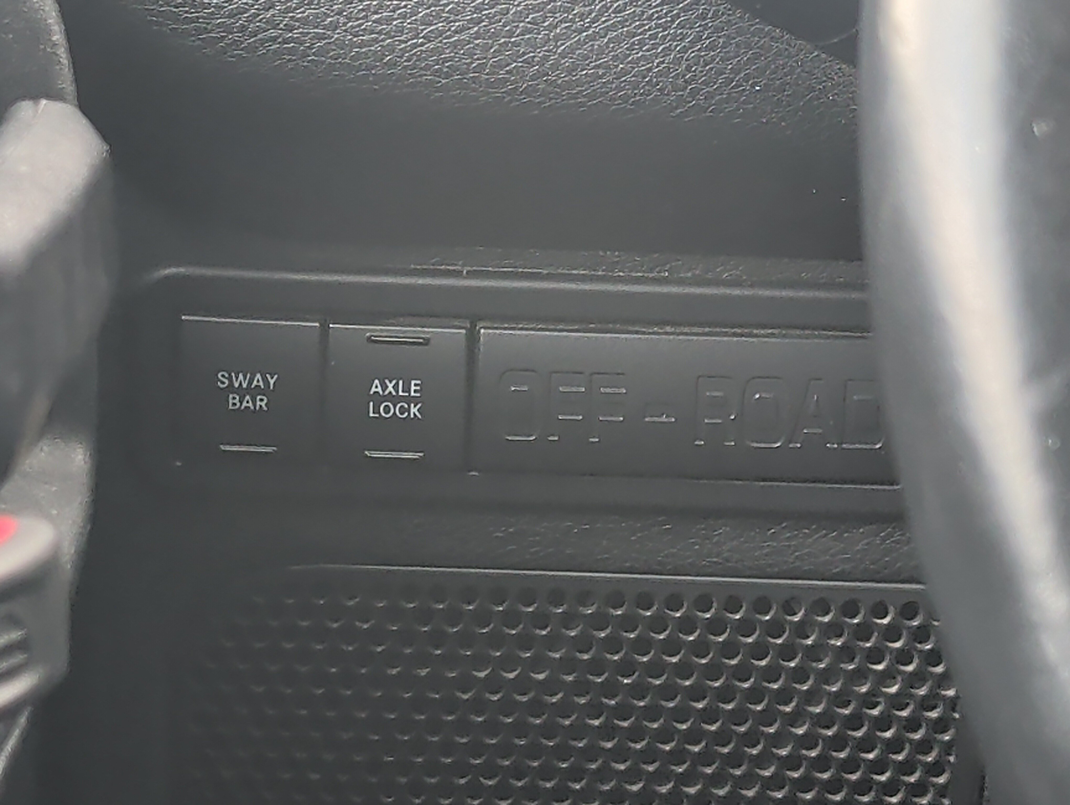 Used 2018 Jeep Wrangler Unlimited Rubicon AWD/4WD image 32