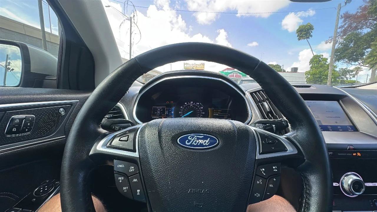 Used 2020 Ford Edge Titanium w/ Equipment Group 301A FWD image 38
