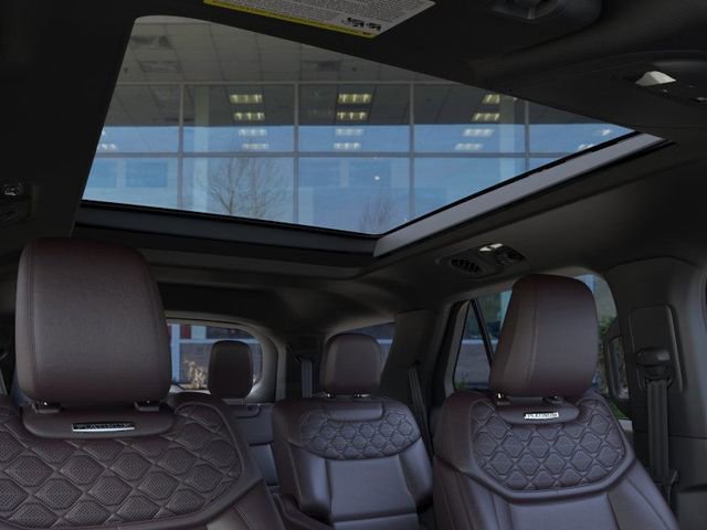 New 2026 Ford Explorer Platinum w/ LUX Leather Package AWD/4WD image 22