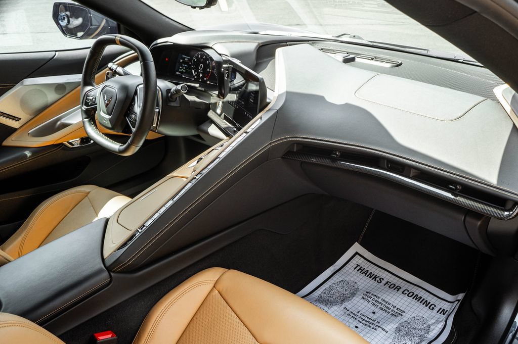Used 2020 Chevrolet Corvette Stingray Preferred Cpe w/ 2LT Preferred Equipment Group RWD image 13