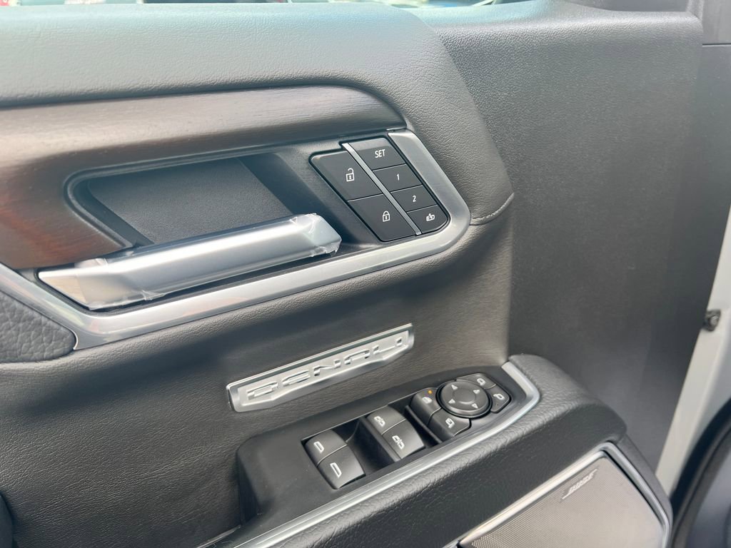 Used 2025 GMC Sierra 1500 Denali w/ Denali Reserve Package image 18