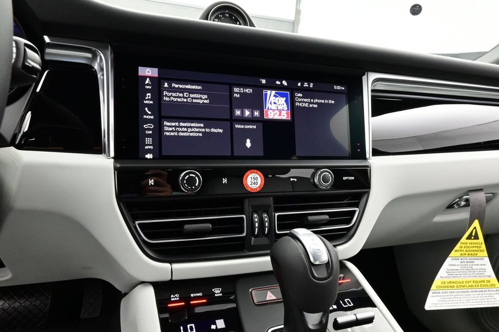 New 2026 Porsche Macan S AWD/4WD image 10