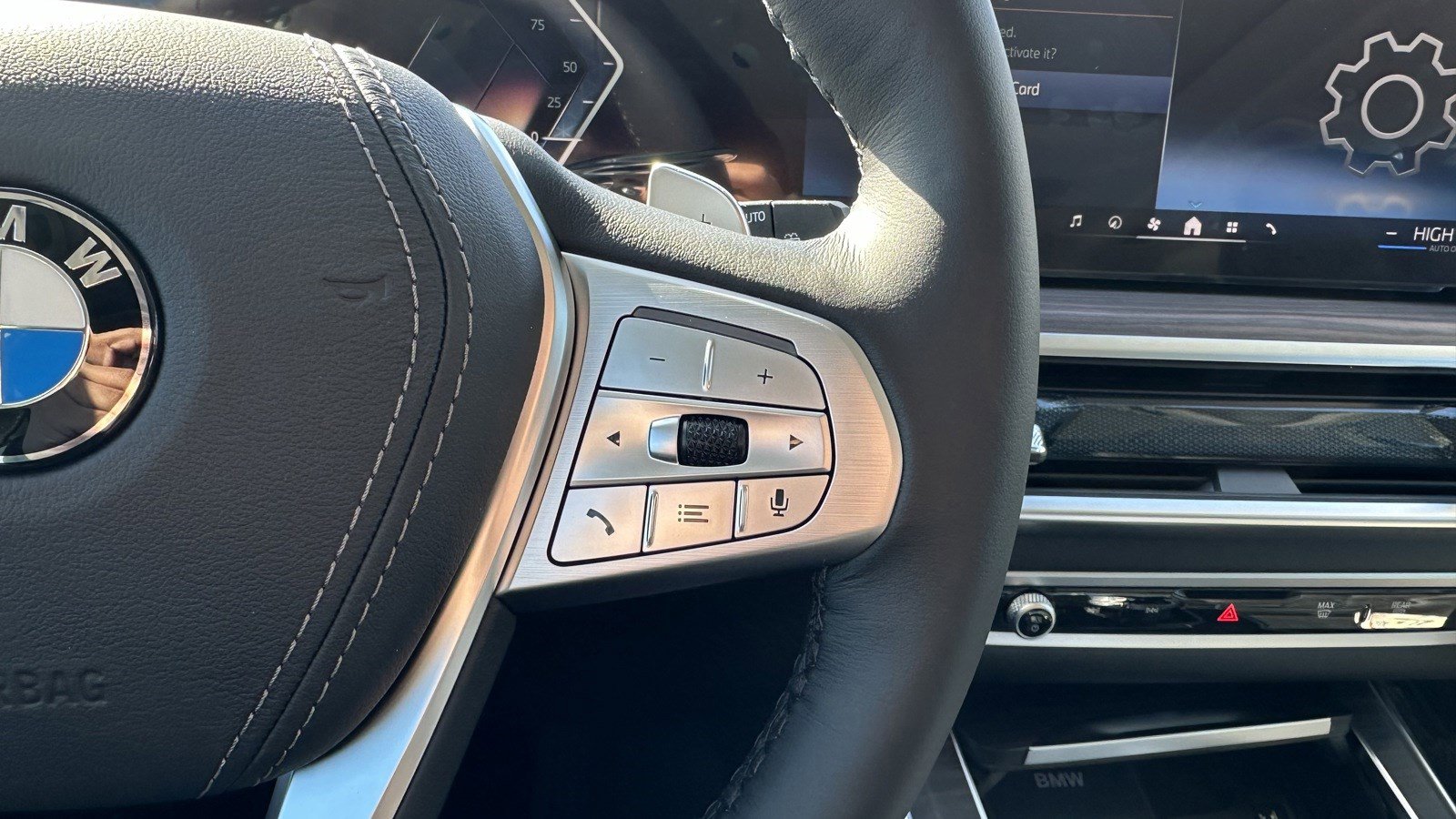 Certified 2025 BMW X7 xDrive40i w/ Executive Package AWD/4WD image 18