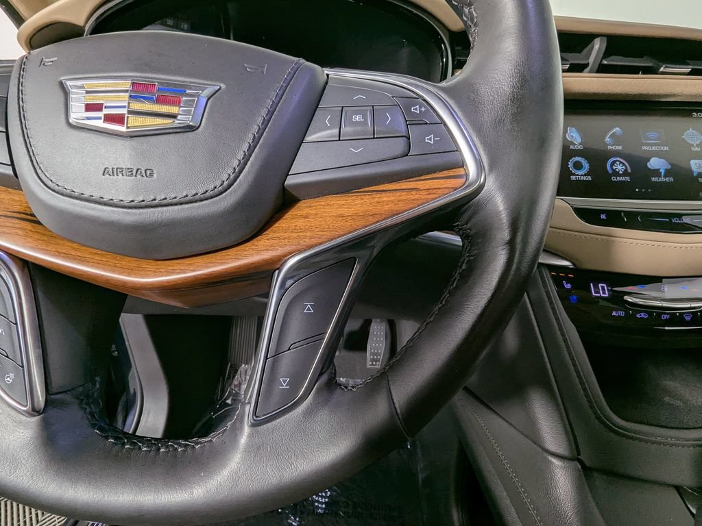 Used 2019 Cadillac XT5 Platinum AWD/4WD image 35