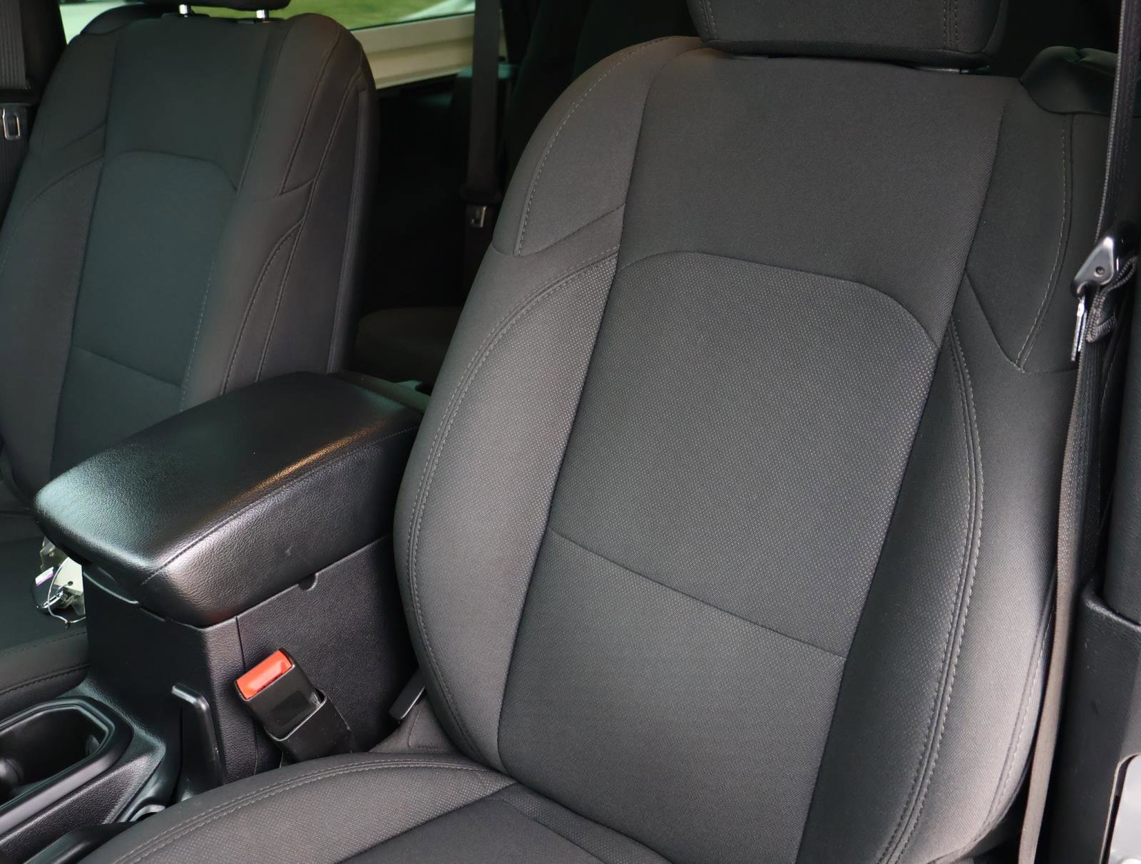 Used 2020 Jeep Wrangler Sport S image 10