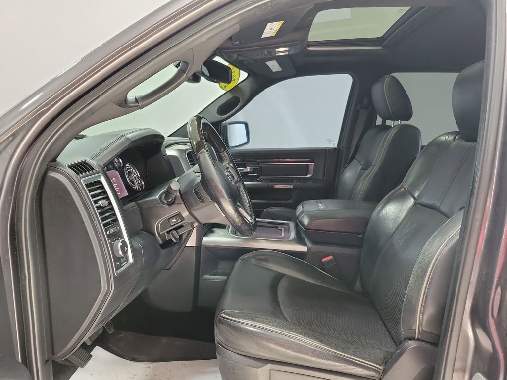 Used 2016 RAM 1500 Limited RWD image 2