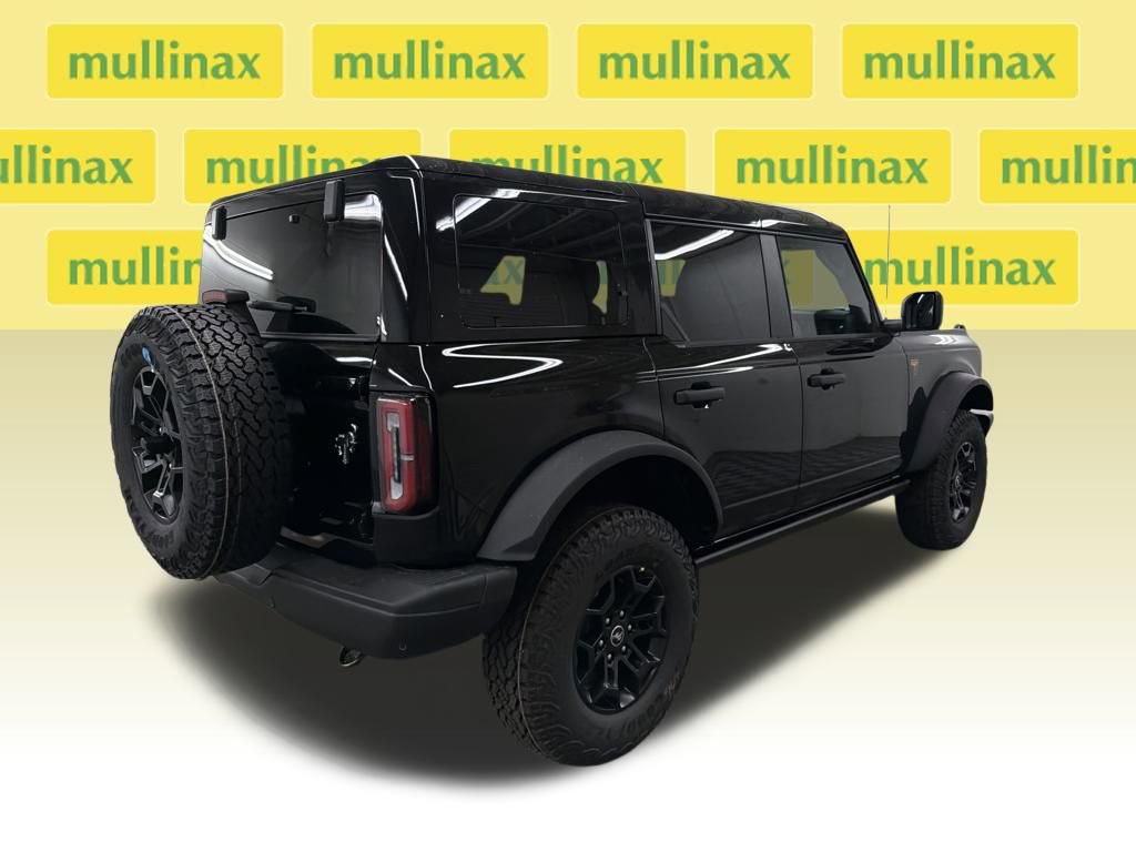 New 2026 Ford Bronco Badlands AWD/4WD image 3