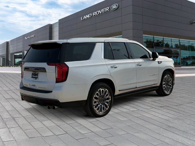 Used 2023 GMC Yukon Denali Ultimate AWD/4WD image 5
