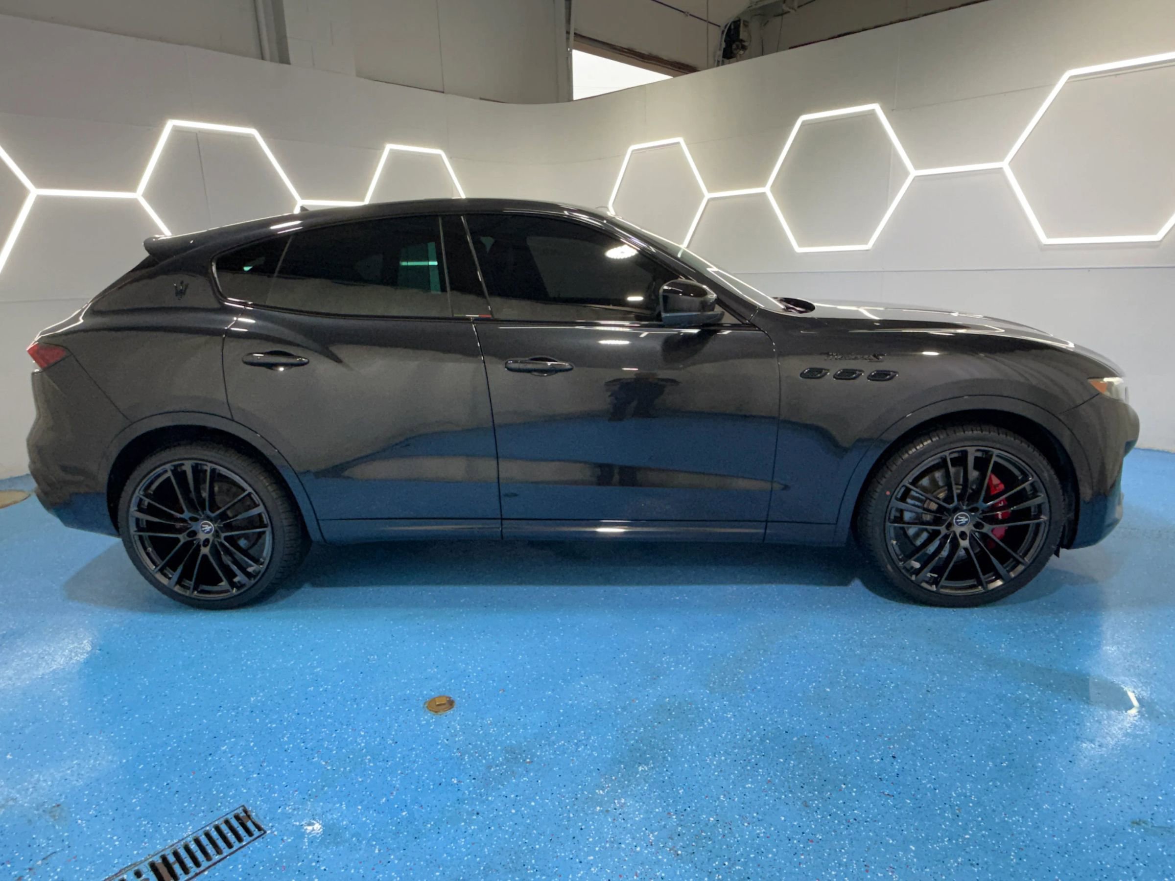 Used 2022 Maserati Levante Modena S AWD/4WD image 76