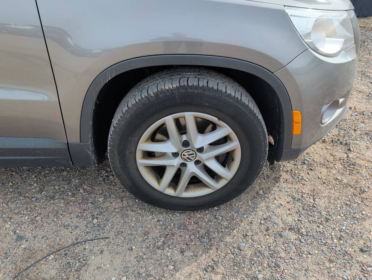 Used 2011 Volkswagen Tiguan S FWD image 12