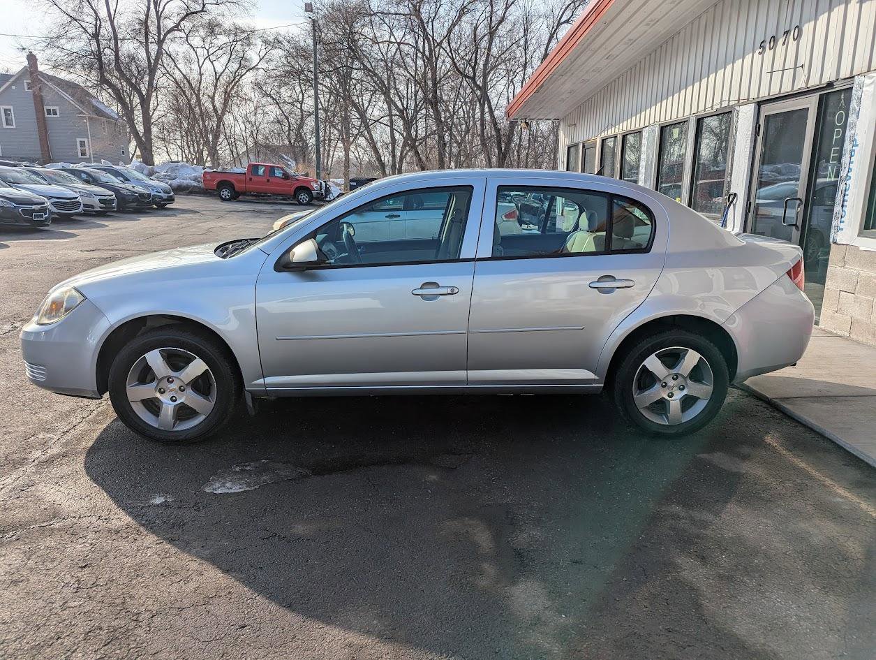 Used 2010 Chevrolet Cobalt LT w/ My Link Package image 4