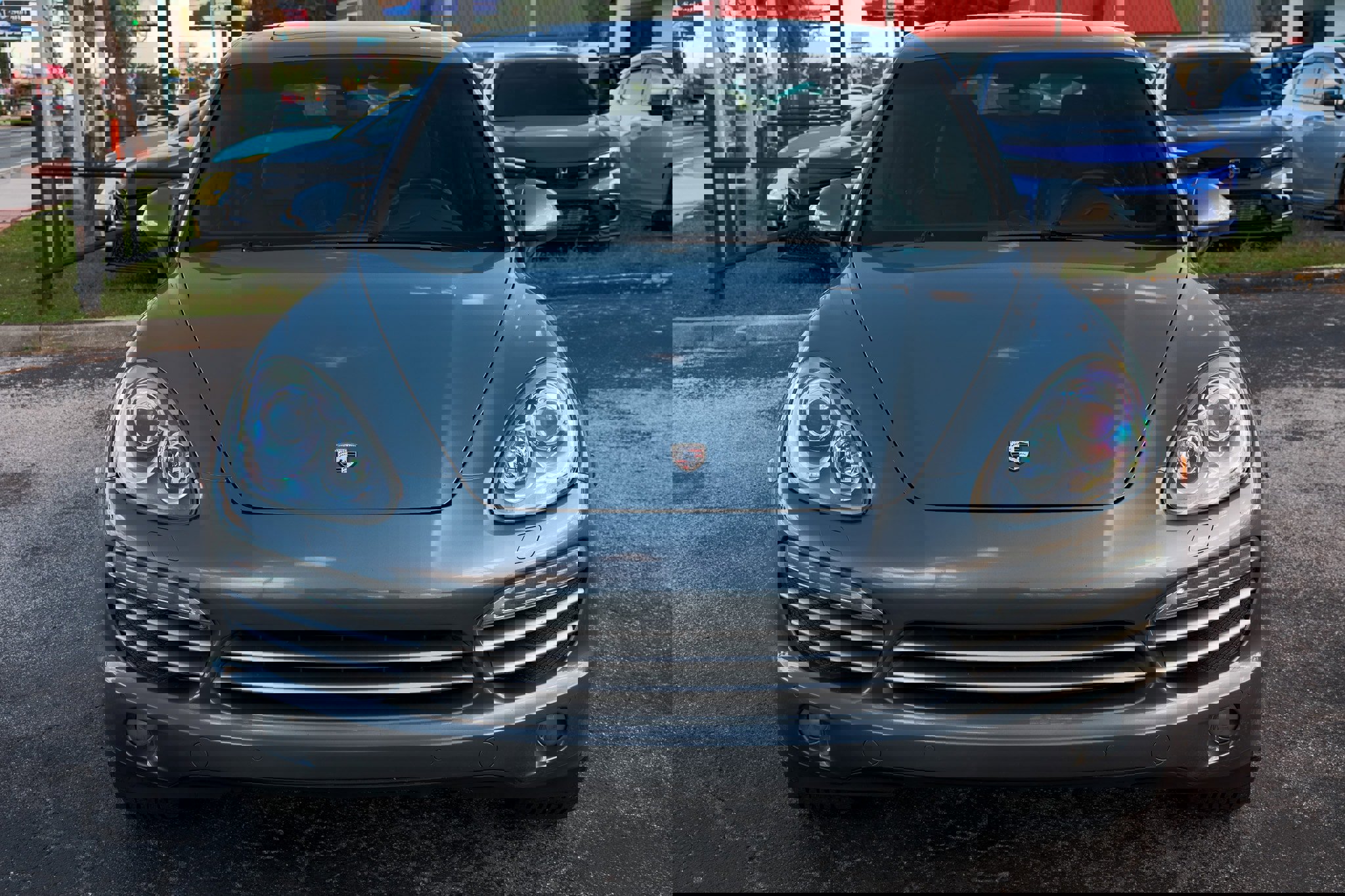 Used 2014 Porsche Cayenne Platinum Edition image 24