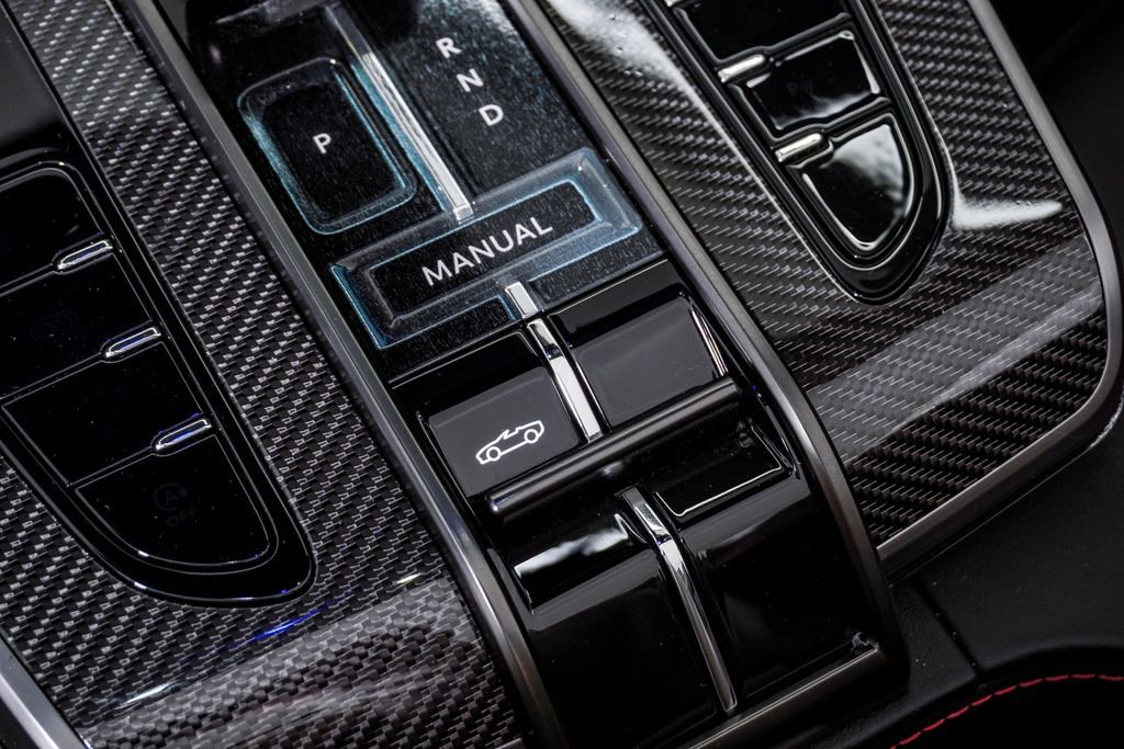 New 2026 Aston Martin Vanquish Convertible image 34