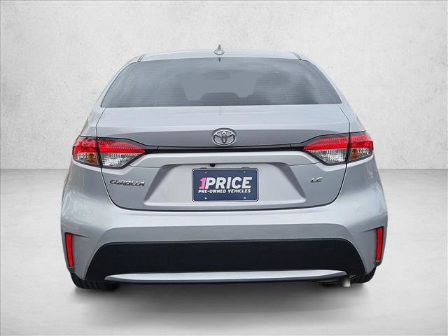 Used 2022 Toyota Corolla LE w/ Carpet Mat Package (TMS) image 7