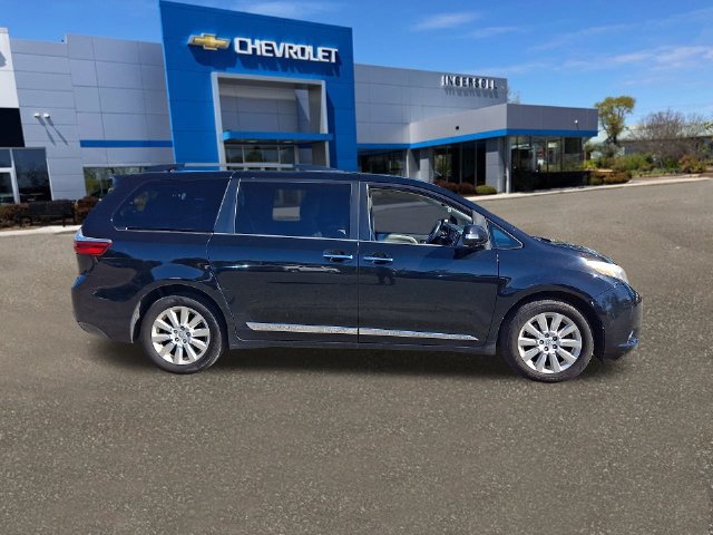 Used 2015 Toyota Sienna Limited Premium AWD/4WD image 27